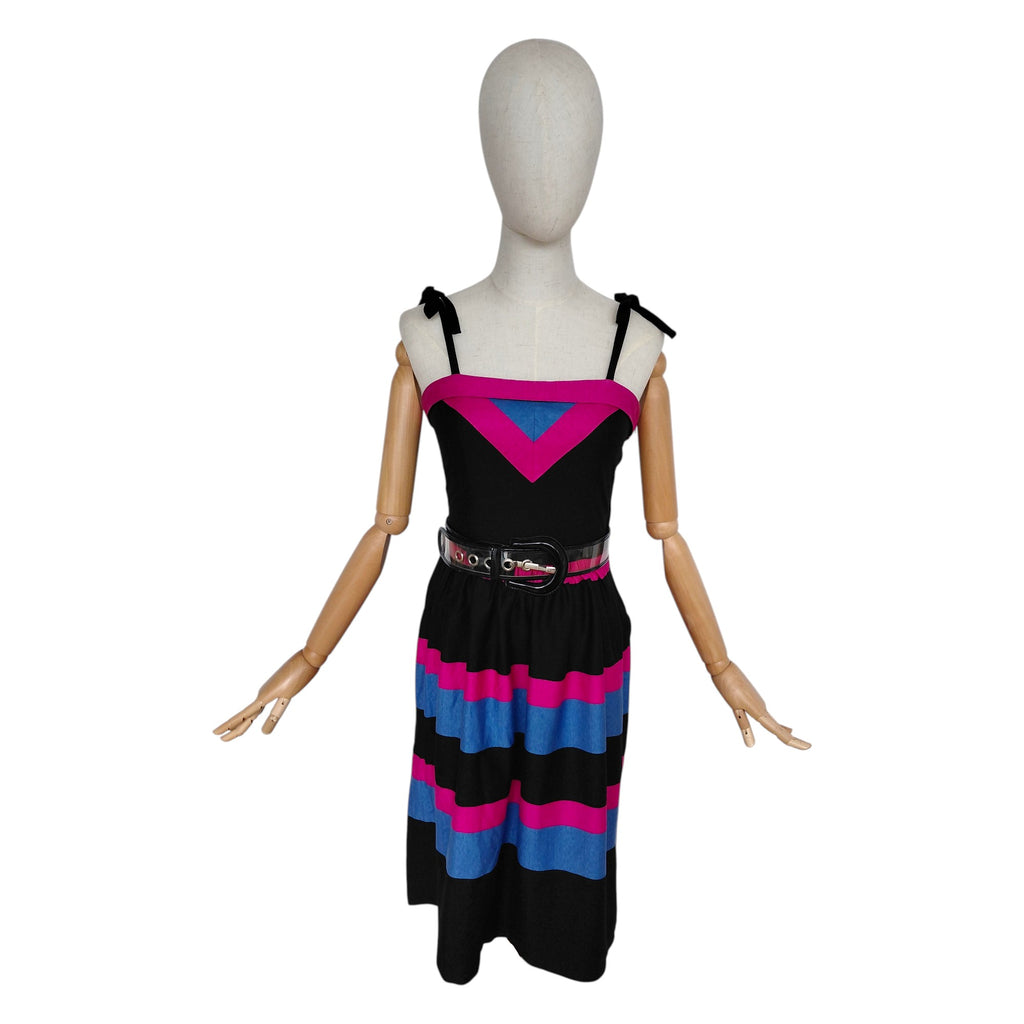 Jurk VINTAGE striklintjes