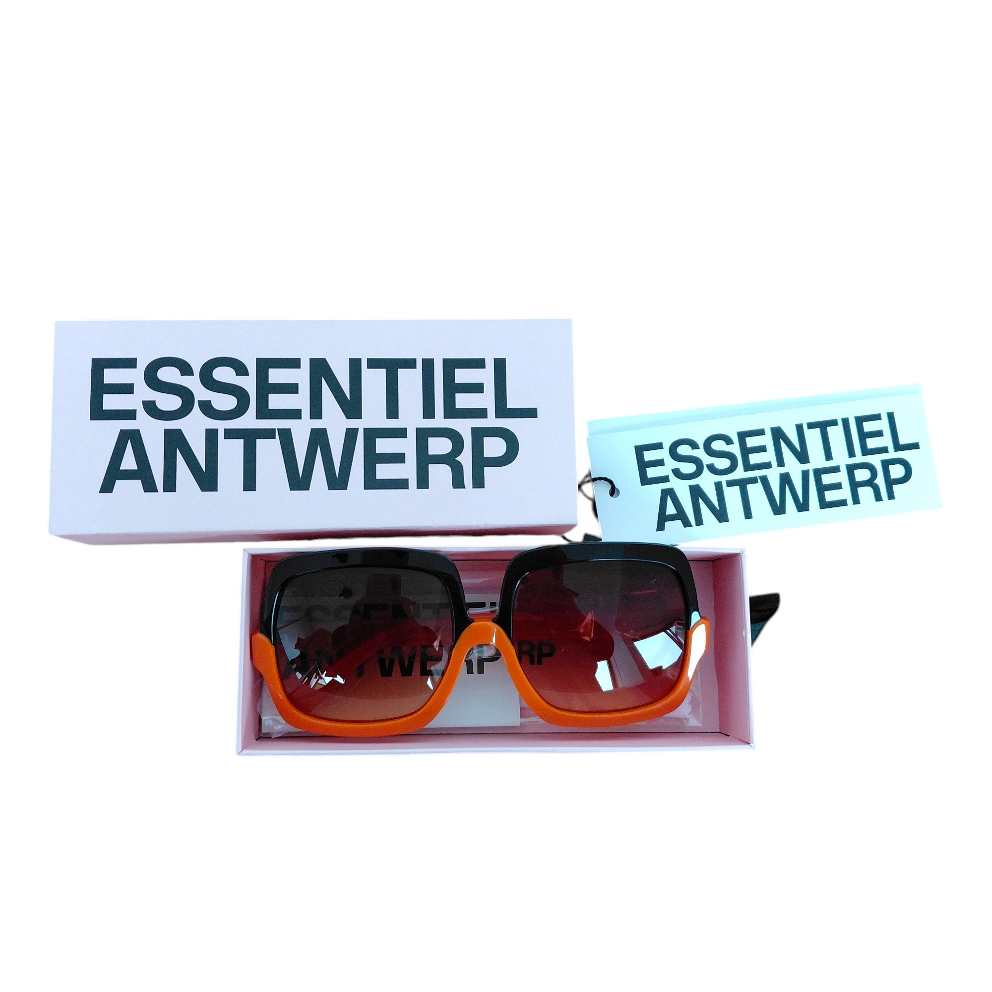 Zonnebril NIEUW ESSENTIEL ANTWERP